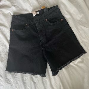 NWT H&M black denim mom short